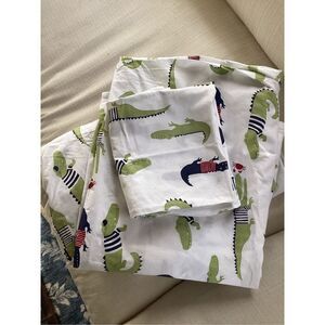 Pottery Barn Kids Twin Preppy Breton Alligator Sheet Set Fitted, Sheet Pillowcas